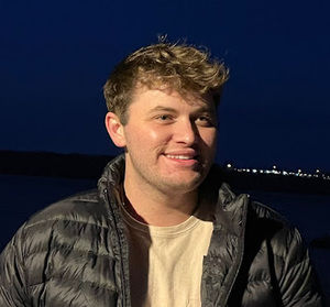 Meet your Posher, Blake